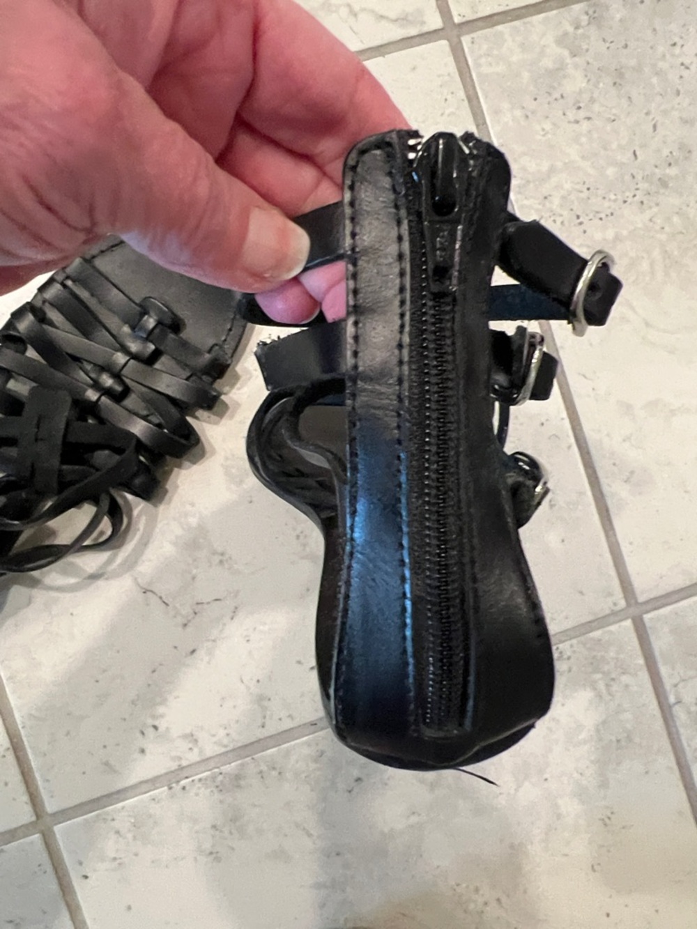 Steve Madden Black Strappy Gladiator Sandals - Picture 5 of 9